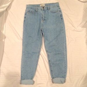 Mom jeans by Midiostudio